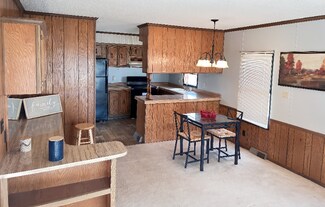 516 Timber Ridge Ln, Quincy, IL 62305