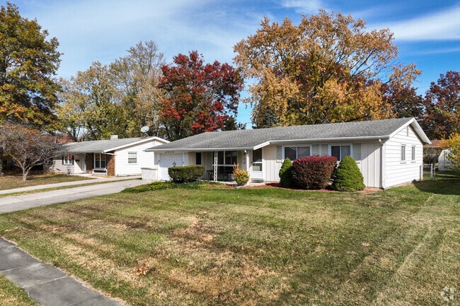 Ranch homes line the streets of Brentwood Park.