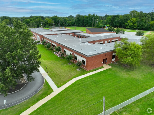 Aerial view of Glen Lea Elementary School.