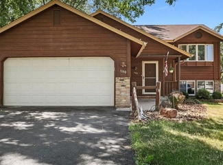 1180 Lincoln Ct, Saint Paul Park, MN 55071