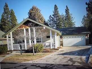 328 N Wheeler Loop, Sisters, OR 97759