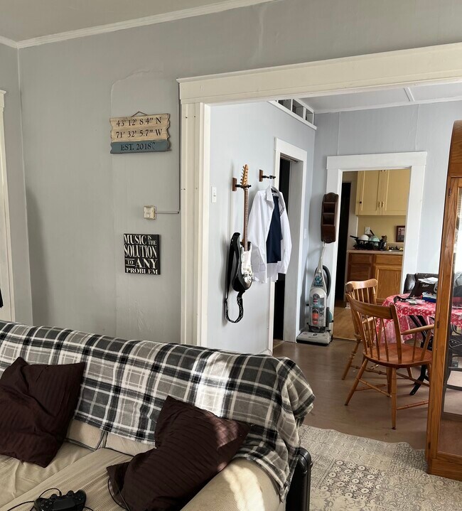 39 S Main St unit 2, Concord, NH 03301 - photo 7