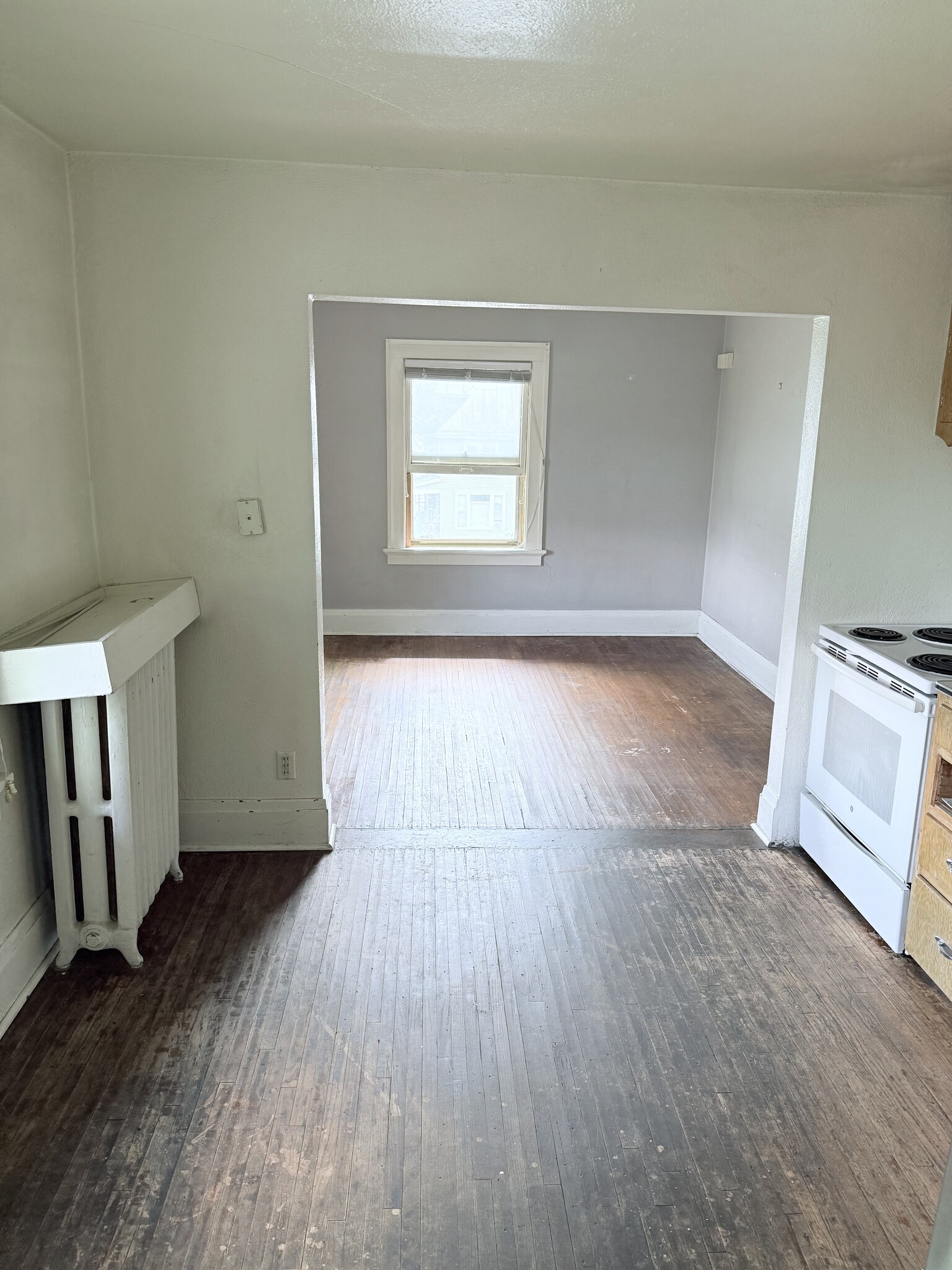 Kitchen and living room