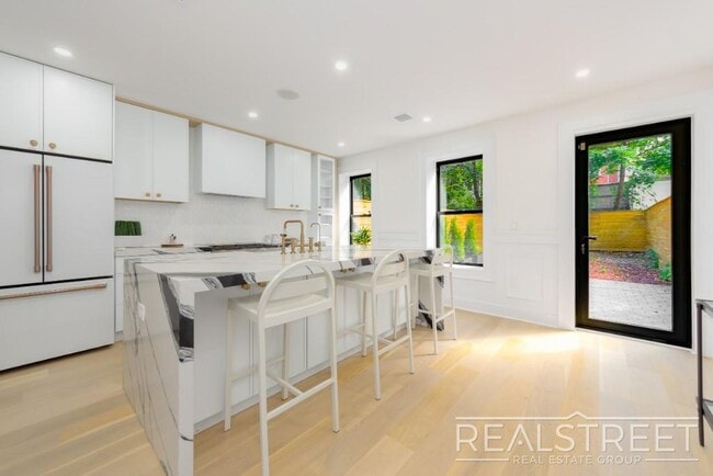 90 Hull St, Brooklyn, NY 11233 - photo 3