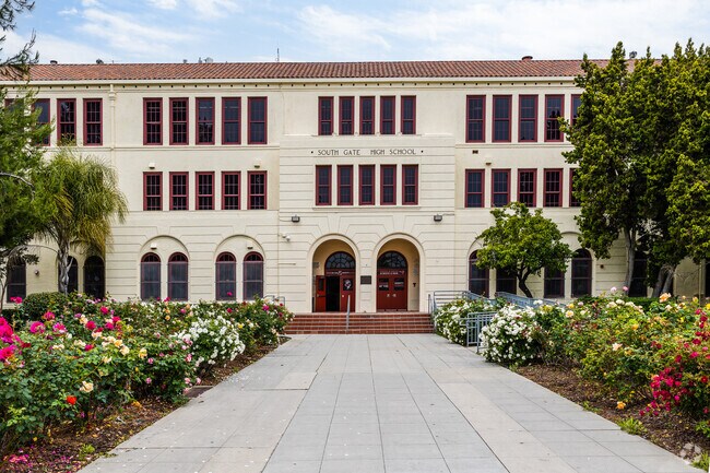 South Gate High School serves students grades 9-12.