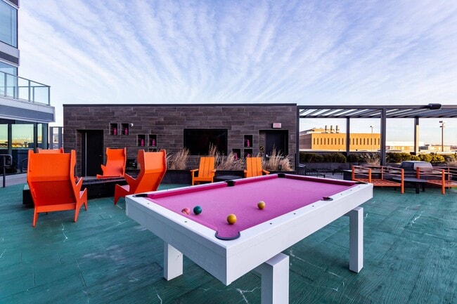 Hub Minneapolis, Minneapolis, MN 55414 - photo 4