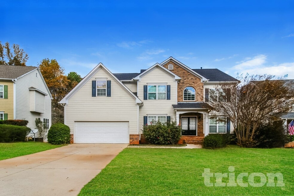 1031 Buckhorn Blvd, Locust Grove, GA 30248 - photo 1