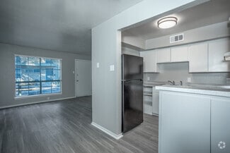 410 N International Rd, Garland, TX 75042