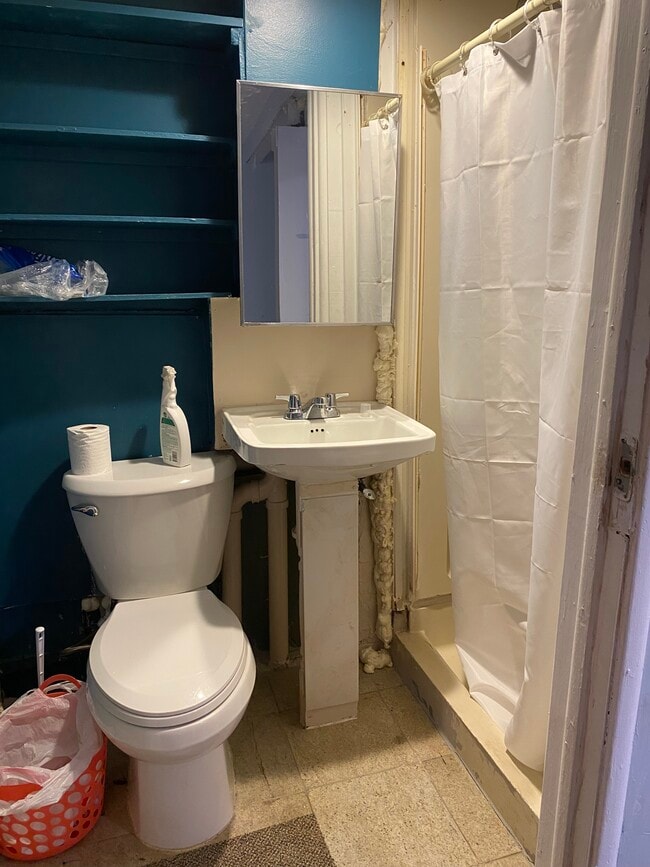 Rest room