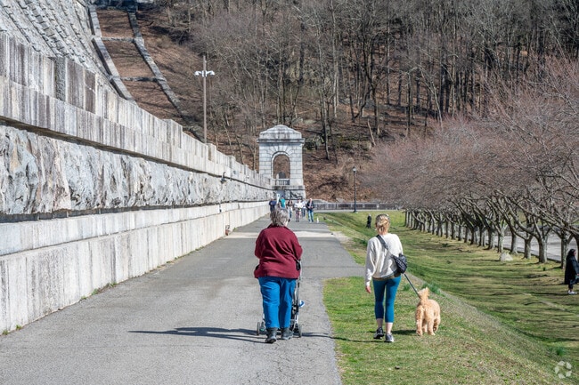 Dogs are allowed at Kensico Dam Plaza in Valhalla.