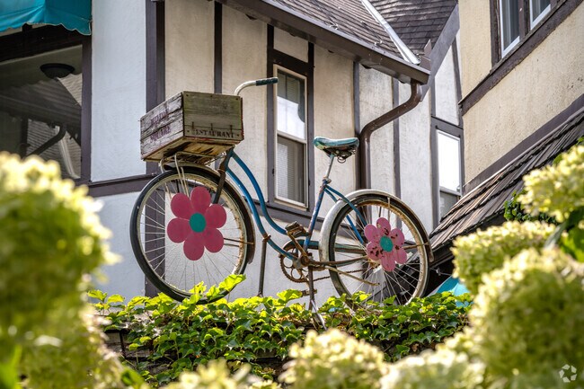 St. Anthony Park has a character that is unique to St. Paul and the Twin Cities.