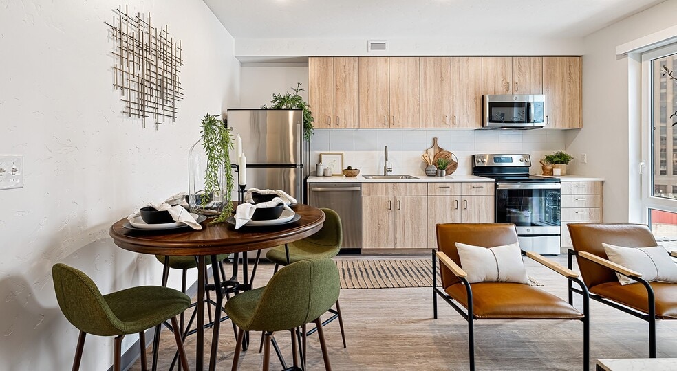 Vanguard, Boise, ID 83702 - photo 1