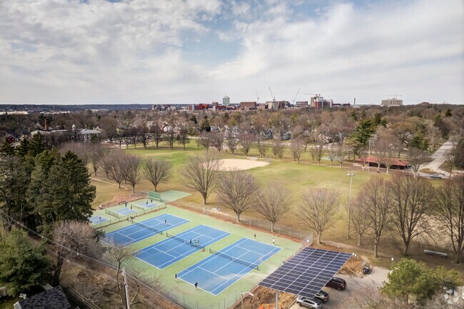 North Burns Park is home to Burns Park.