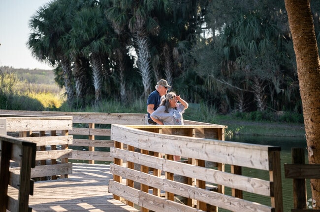 Located nearby Glen Abbey, Gemini Springs Park is a beloved park for wildlife spotters.