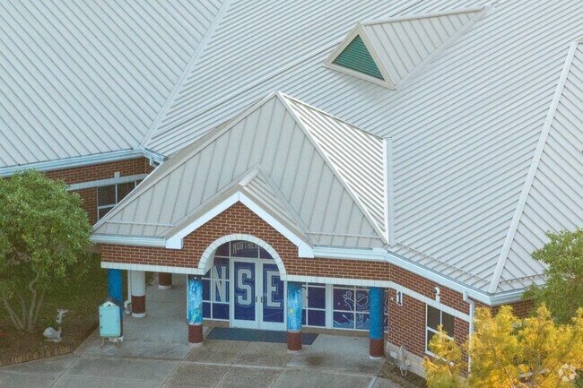 Northern Shores Elementary School is a public school located in Suffolk.