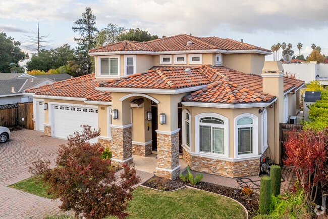 Discover comfort and style in the charming homes of Cupertino.