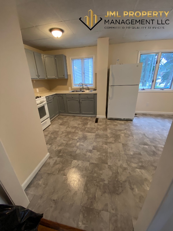 47 Bogle St Unit 1, Fall River, MA 02723