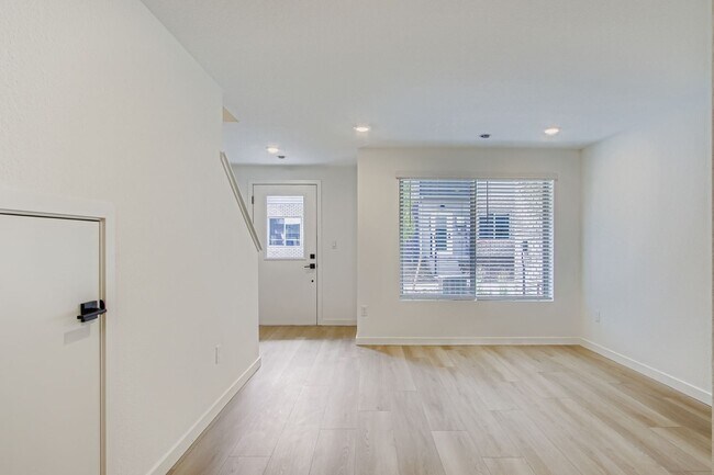 15336 W 69th Dr, Arvada, CO 80007 - photo 6