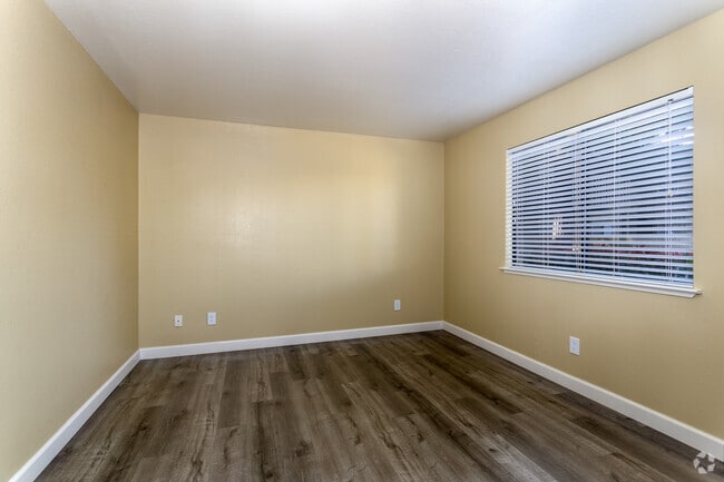 Tahoe at Fair Oaks Apartments, Fair Oaks, CA 95628 - photo 5