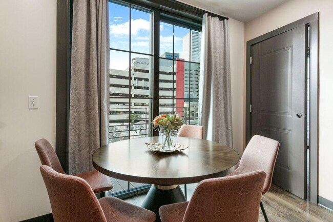 611 Commerce St unit ID1267087P, New Orleans, LA 70130 - photo 4