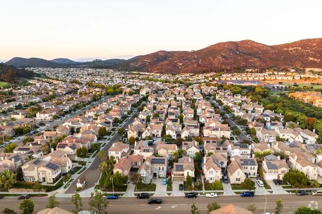 4S Ranch is a rapidly expanding community with beautiful mountain views.