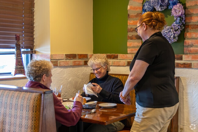 The staff at Bella Fiona is very friendly.