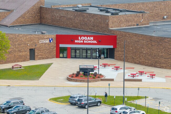 Logan High School has an 11 to 1 student-teacher ratio.