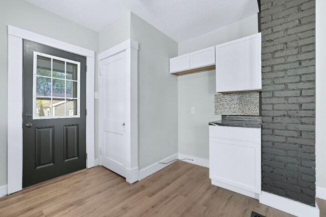 4321 Tacoma Ave, Fort Wayne, IN 46807 - photo 7