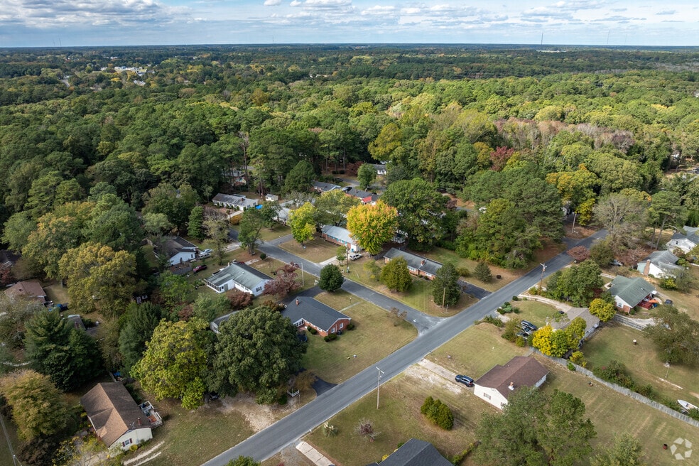 NH_JohnsonPond_557551_P2_v1_BR_050825