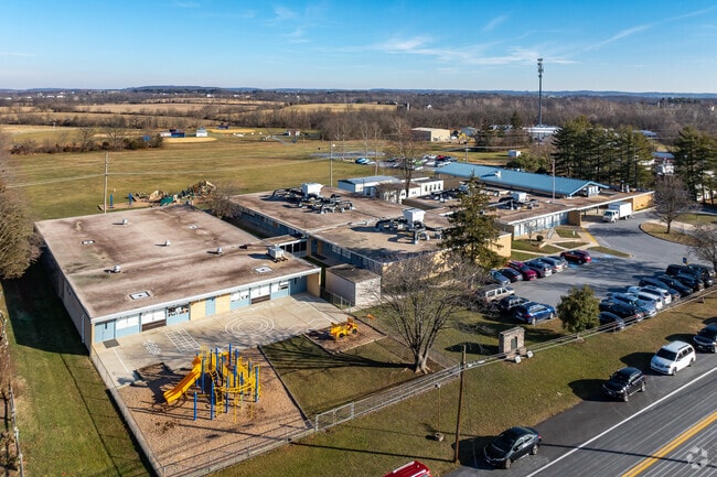 Lewistown Elementary School