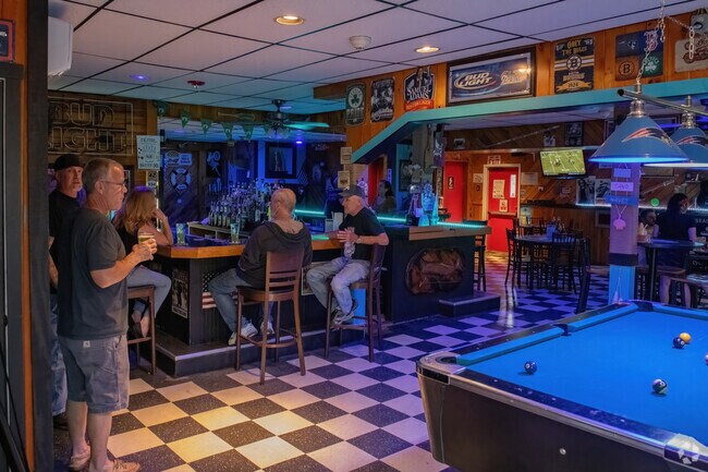 The pleasant vibe of JR's Seaside Tavern offers fresh-caught seafood as well as beverages.