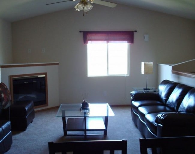 Lake Pointe Apartments, Springfield, IL 62712 - photo 5
