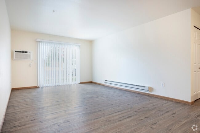 400 Slate, Tomah, WI 54660 - photo 6