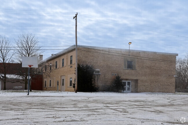 South Amherst Middle School, Amherst