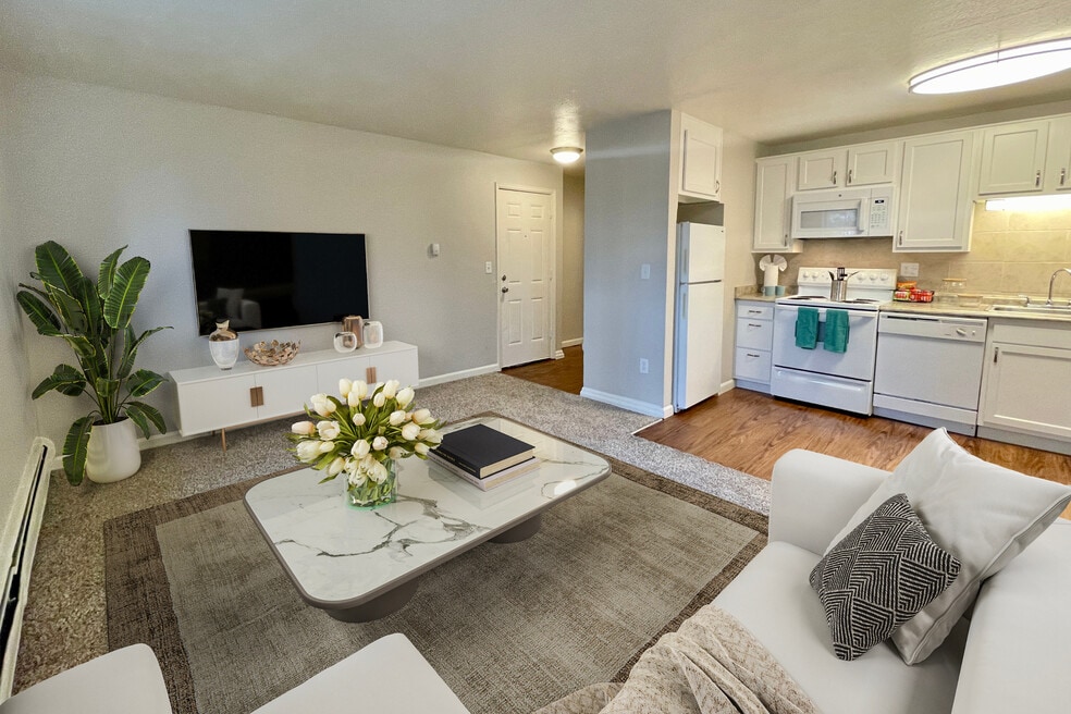 2 BR, 1 BA - Living Room