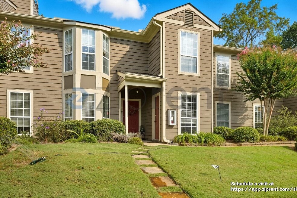 1206 Riverview Dr SE, Marietta, GA 30067 - photo 1