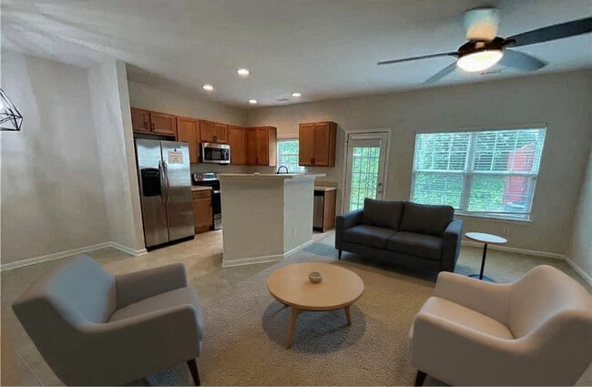 6940 Rogers Point, Lithonia, GA 30058 - photo 3
