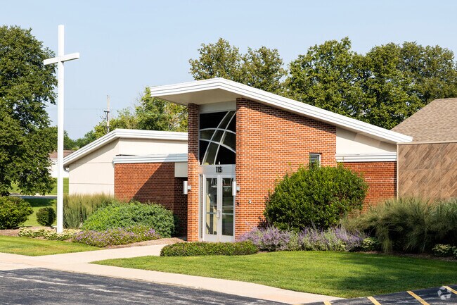 Faith can be found in Nelson Lake with many sects having representation.