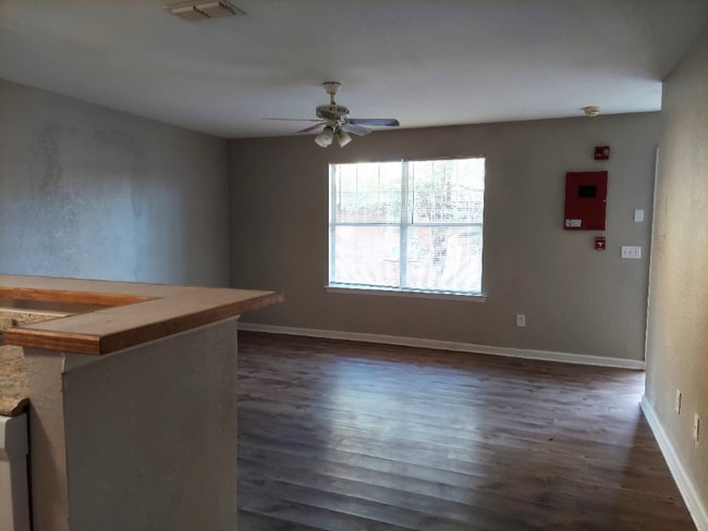 1329 Nylic St, Tallahassee, FL 32304 - photo 3