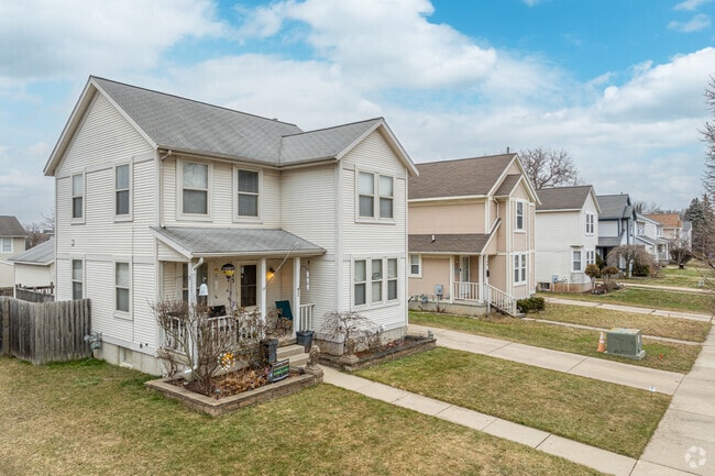 The Madison Area neighborhood has some newly-built homes among the more established ones.