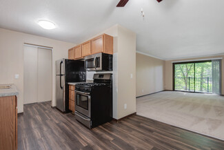 7150 Cahill Rd, Edina, MN 55439