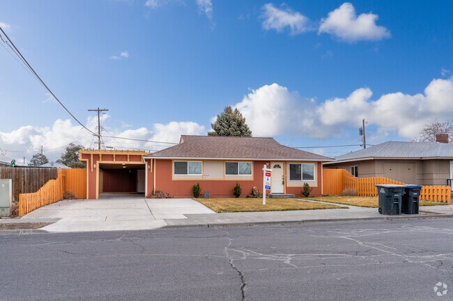 Ranch style homes are very common in Moses Lake.