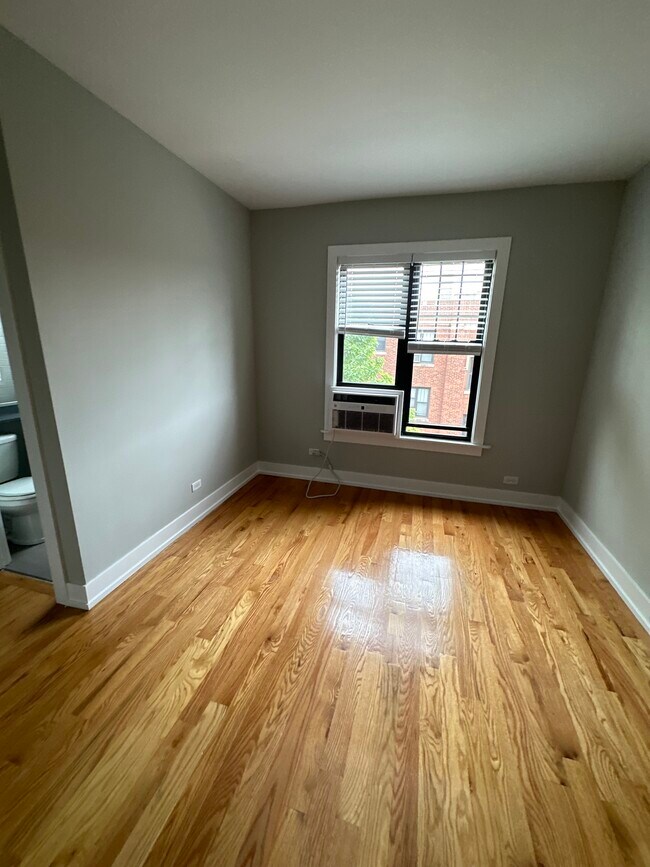 910 W George St unit 1, Chicago, IL 60657 - photo 6