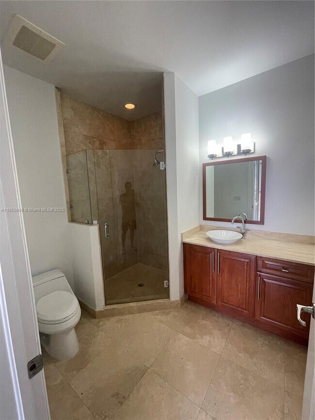 Ponce Tower unit 633, Coral Gables, FL 33134 - photo 4