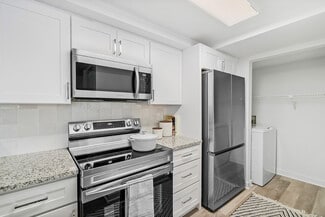 8961-9041 SW 142nd Ave, Miami, FL 33186