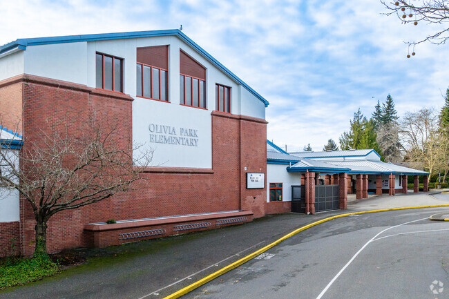 Olivia Park Elementary School is in the Everett Mall South neighborhood district of Everett, WA.