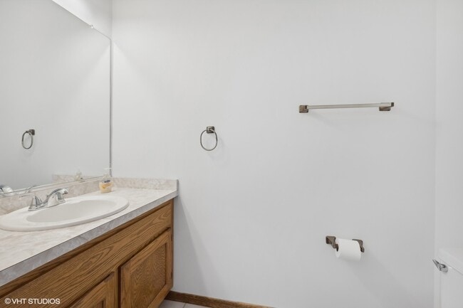 8152 Daniel Dr, Justice, IL 60458 - photo 4