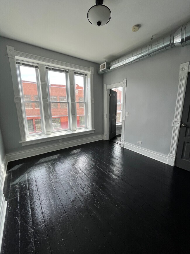 2122 W 21st St unit 2, Chicago, IL 60608 - photo 3