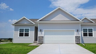 2600 Brook View Dr, Des Moines, IA 50317