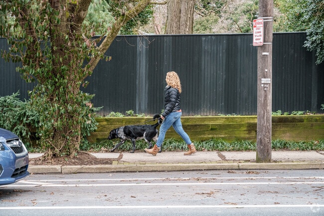 The West End is close to many shops and restaurants making walking a breeze.